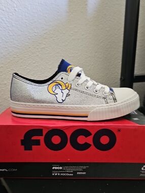 Women's Silver Glitter Rams Low-Top Sneakers